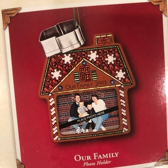 Vintage Hallmark “Our Family 2003” Keepsake Ornament - Picture 1 of 12